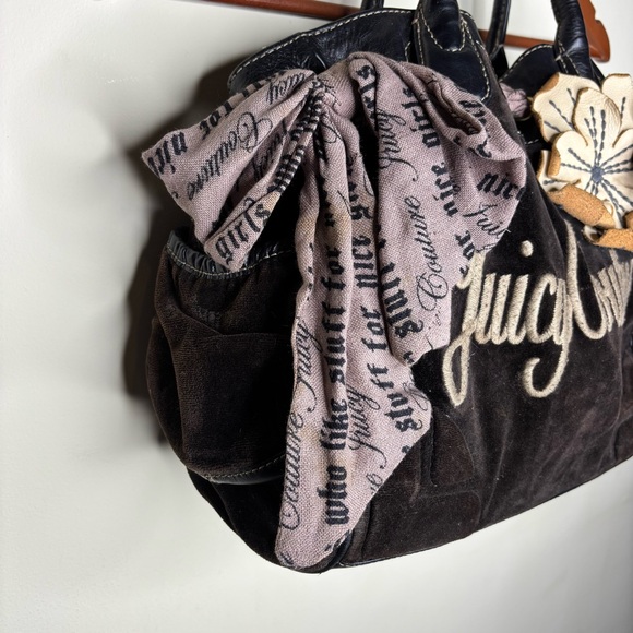 Y2K Vintage Juicy Couture Womens Velvet Brown Floral Hand Bag - Picture 5 of 9